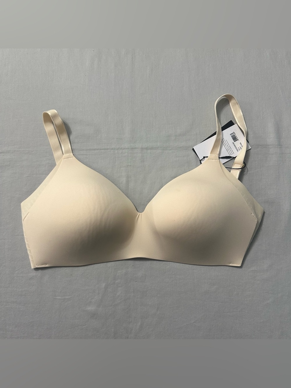 NWT Knix Wingwoman Contour Bra Size 6 Beige Nude Wireless Molded Cups Full Cover
